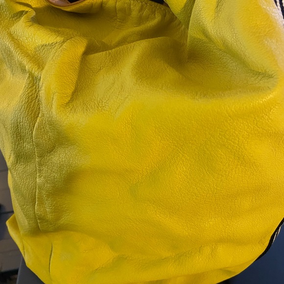 Diane Von Furstenberg Leather Bag! - Picture 5 of 8